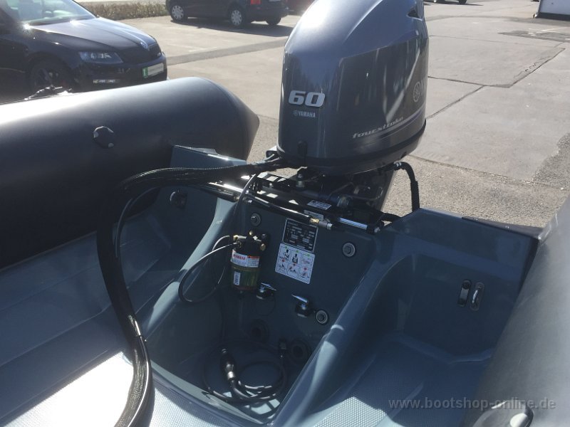 Bombard Explorer 550 DB 2017